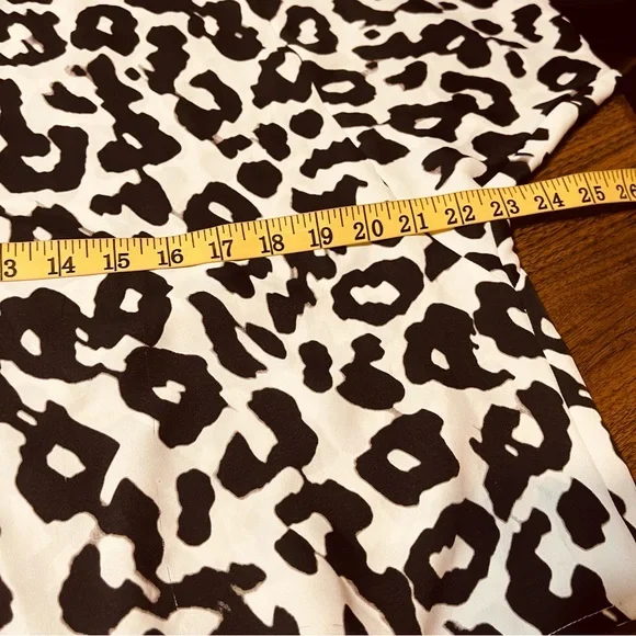 LOFT Black and White Leopard Print Balloon Sleeve Top - Picture 8 of 9